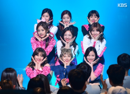 TWICEs 'Cheer Up' Stays In Top 100 For Full Year