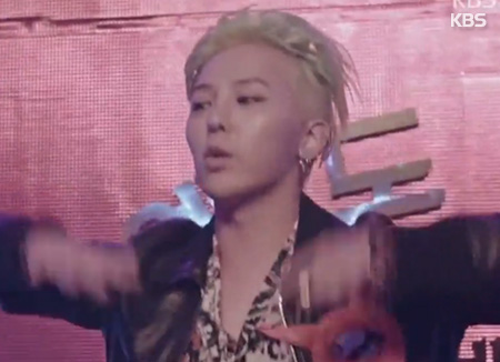 G-Dragon Tops Billboard World Albums Chart
